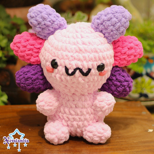 Peluche Ajolote rosa 25 cm, estambre esponjoso, tejido crochet artesanal, amigurumi