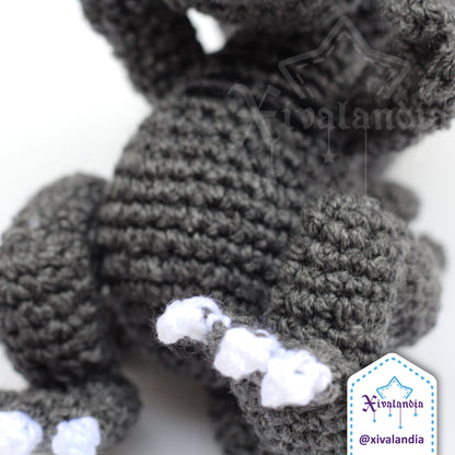 Peluche Alien Xenomorfo 15cm, tejido crochet artesanal, amigurumi